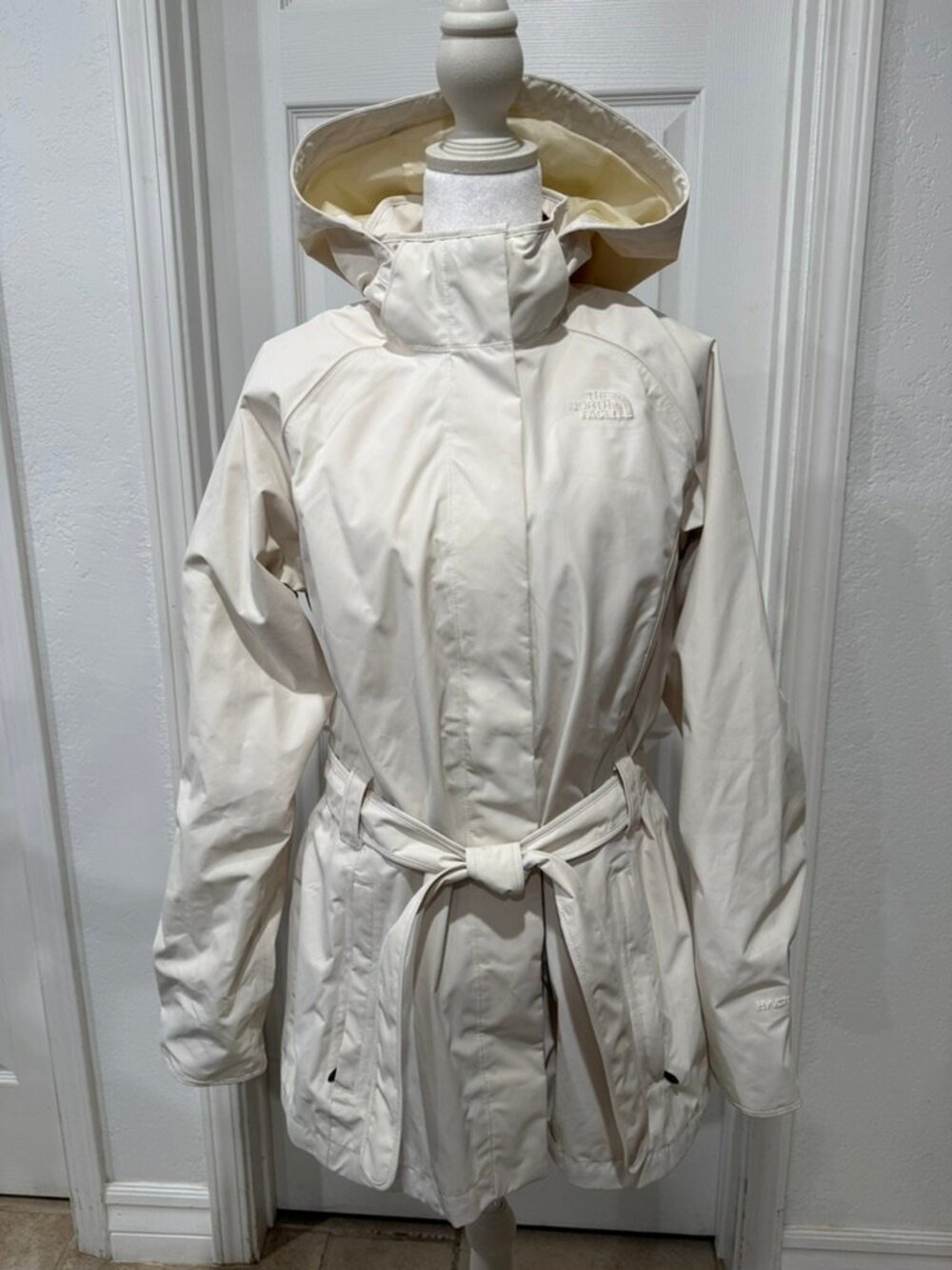 The North Face Women's "K Ayhr" HyVent Belted Jacket